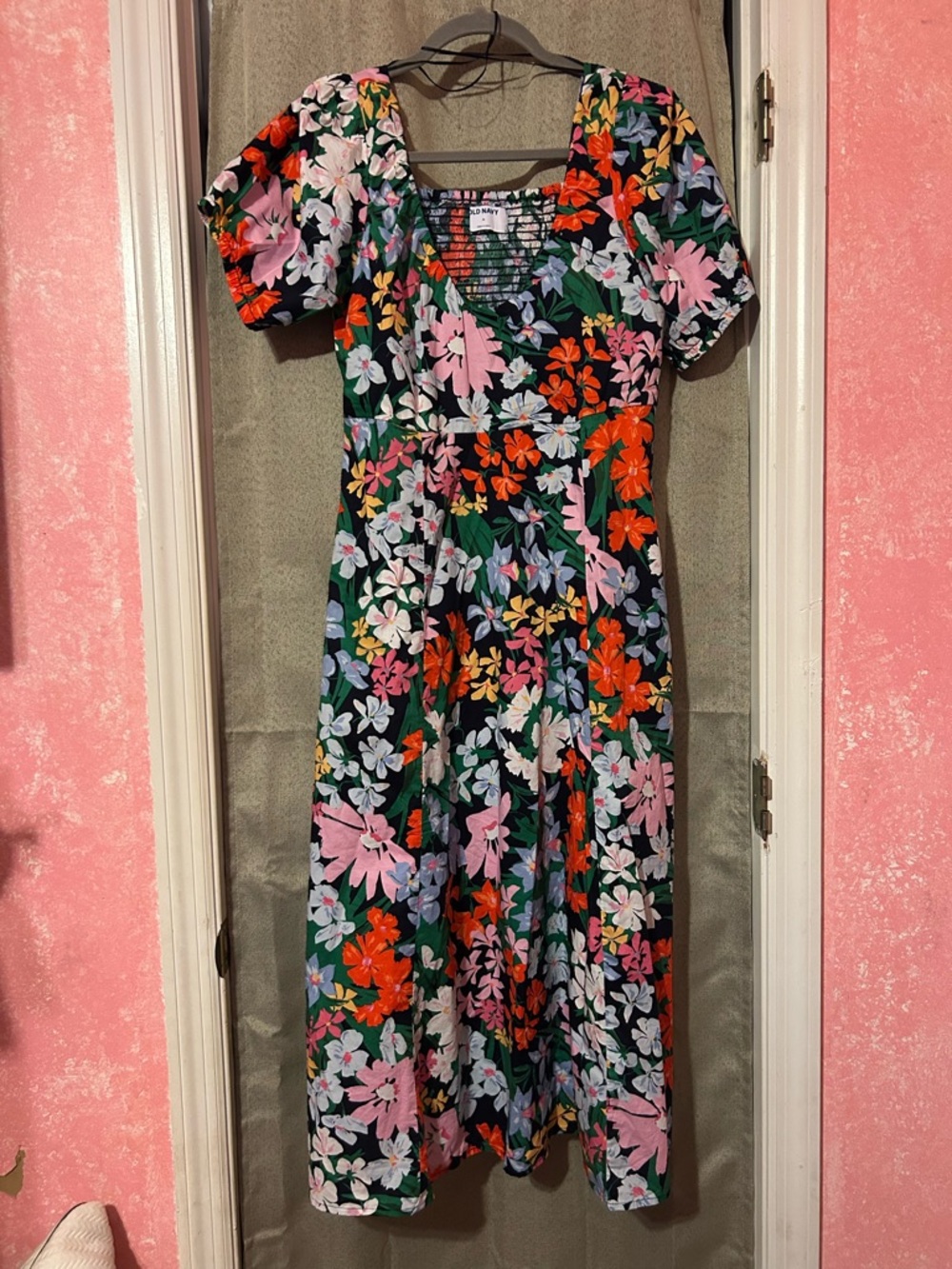 Old Navy Floral Puff Sleeve Midi Dress